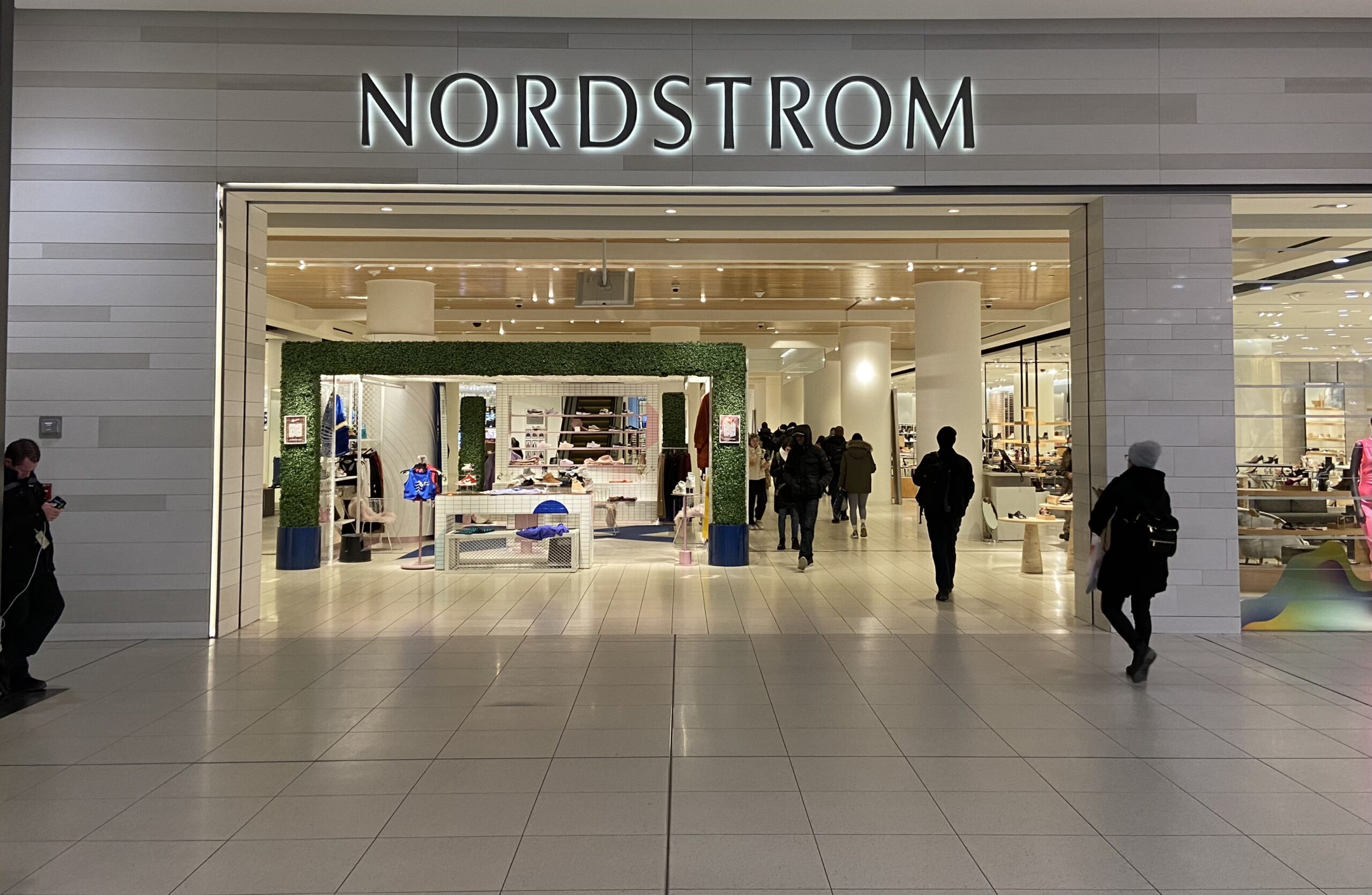 Nordstrom is just the Latest US Store to Flee Canadian Shores - On The ...