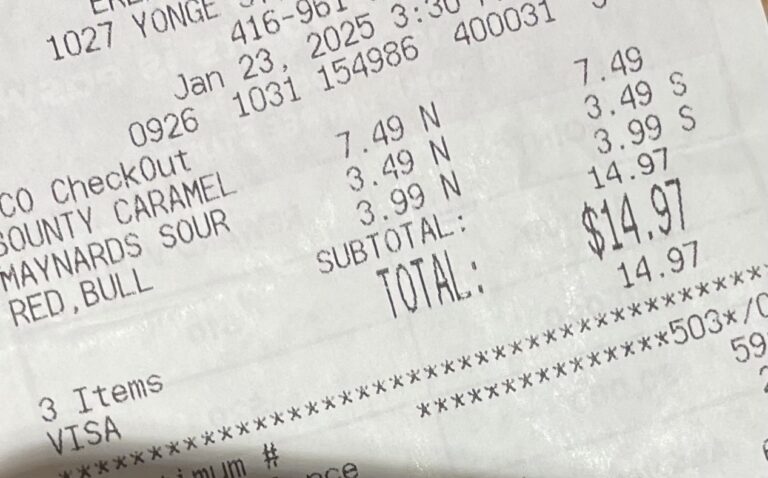 A receipt from Shoppers Drug Mart with no tax on it.