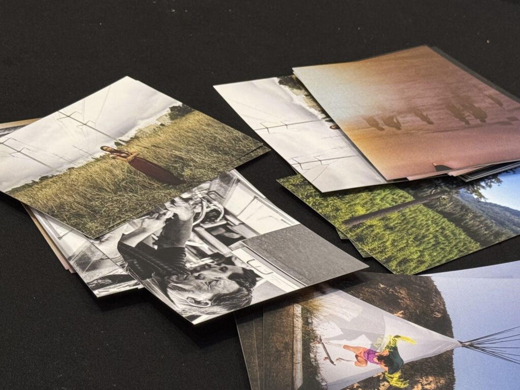 Ammar’s photograph was printed and placed on the table with other photographs as free souvenirs (OTR/Mostafa Al-A’sar)